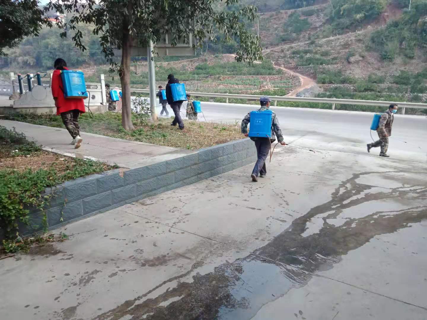 华溪镇人口_罗小黑战记蓝溪镇