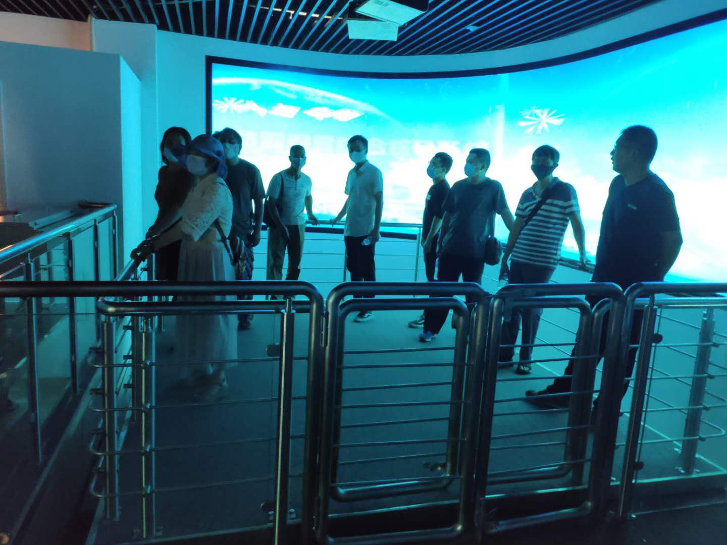 图片2.jpg 图片2.jpg