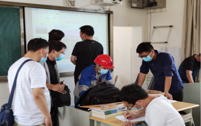 第135期 202100603云南省义务教育网络验收专家组到华宁县开展现场验收工作551.png 第135期 202100603云南省义务教育网络验收专家组到华宁县开展现场验收工作551.png