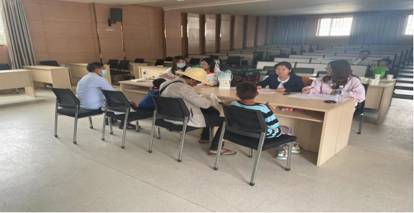 第102期   20220512华宁县开展2022年秋季学期残疾儿童青少年入学评估86.png