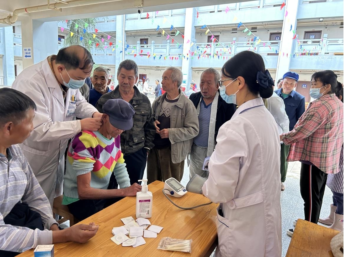 图片2.jpg 图片2.jpg